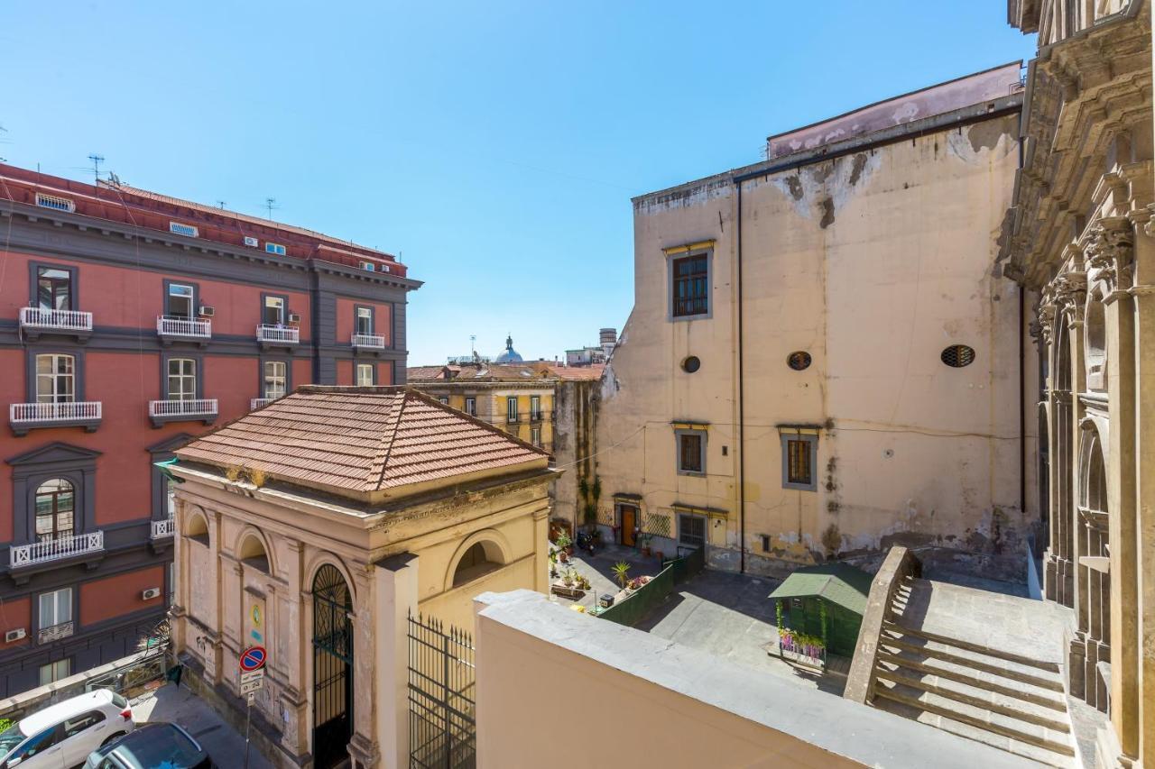 Design & Studio Duplex At National Museum Naples Exterior photo
