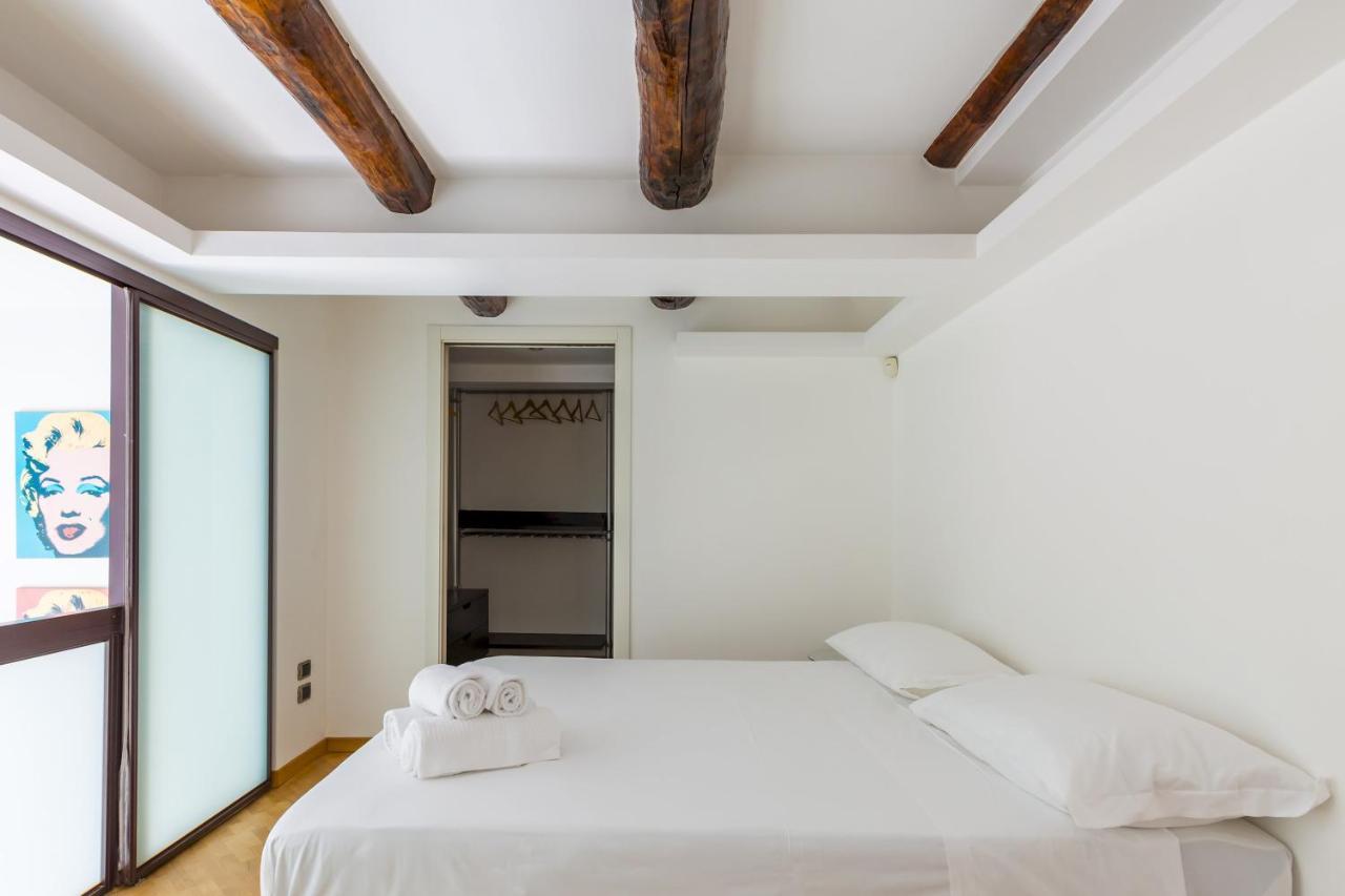 Design & Studio Duplex At National Museum Naples Exterior photo